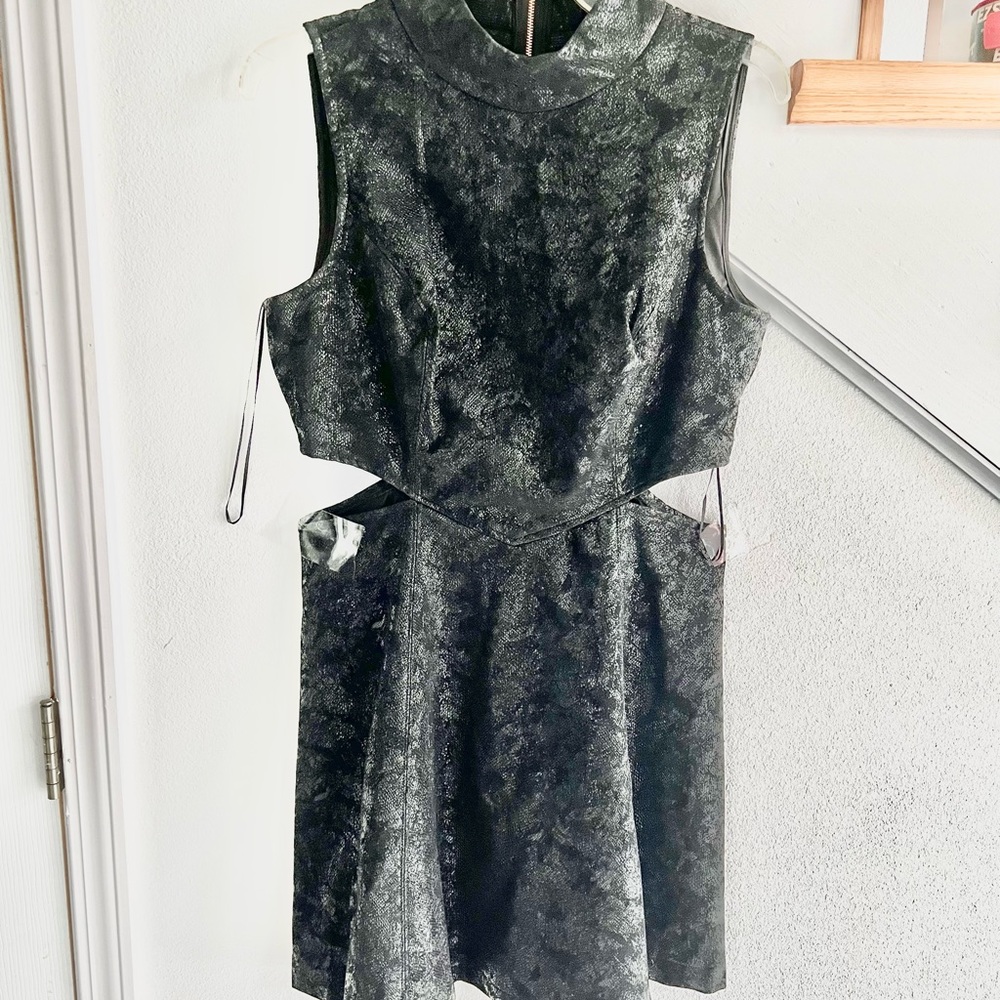 Christine boutique LA Metaire cut out, metallic dress new with tag size large